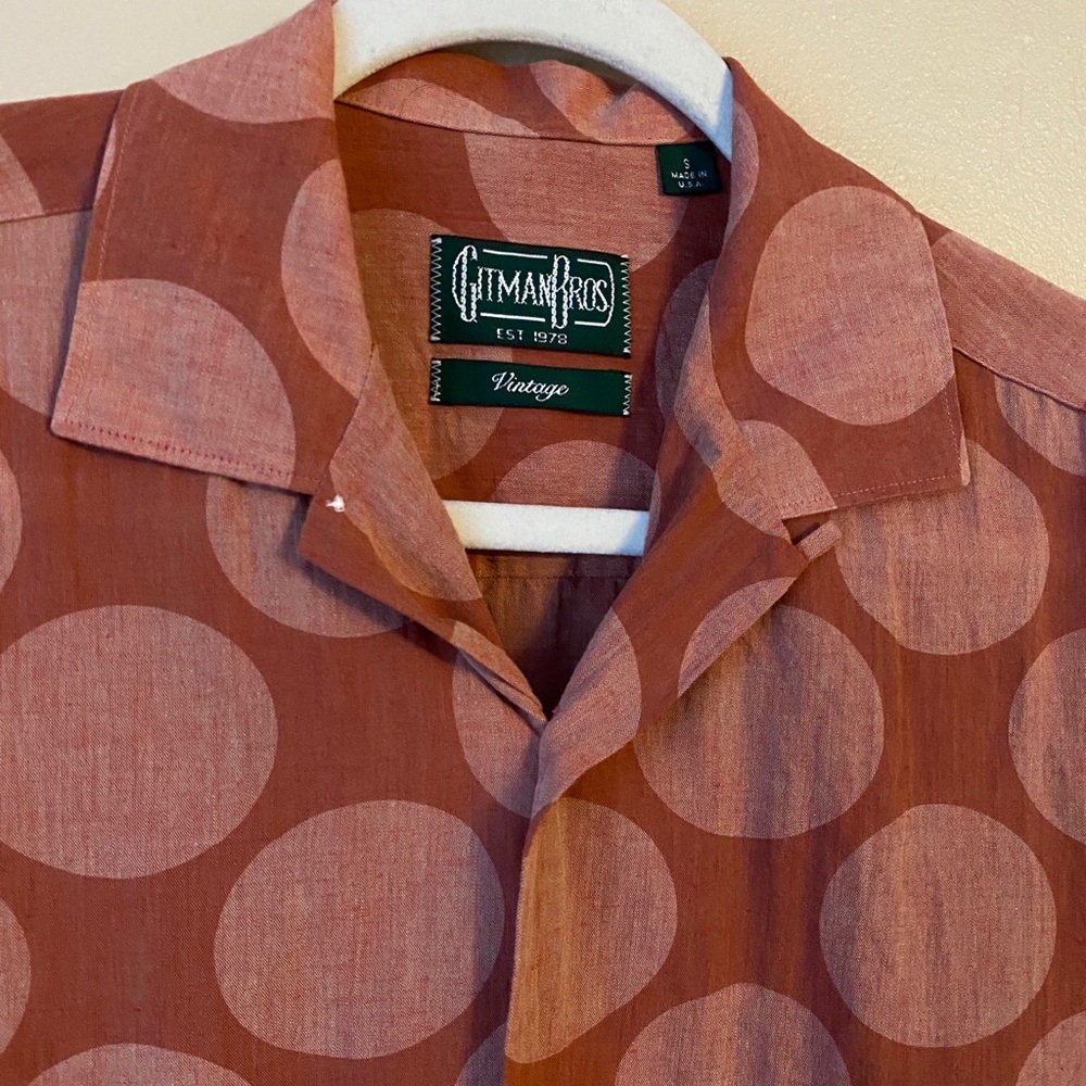 Gitman Vintage Red Rust color Short Sleeve Camp
Shirt Size S
